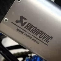 BMW M1000R: Finální boss