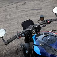 BMW M1000R: Finální boss