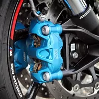 BMW M1000R: Finální boss