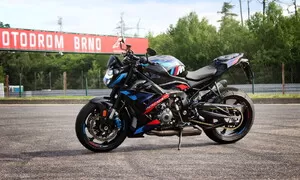 Recenze & testy, V jedné stopě: BMW M1000R: Finální boss