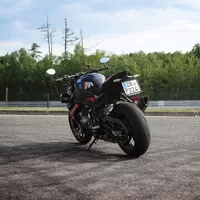 BMW M1000R: Finální boss