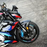 BMW M1000R: Finální boss