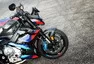BMW M1000R: Finální boss
