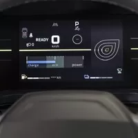 Dacia Duster na prvních jízdách. Přibyl hybrid, skvělý poměr „value for money“ zůstává