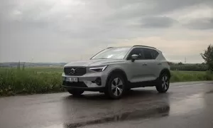 Recenze & testy: Volvo XC40 B3: Možná to nejnormálnější auto, jaké dnes u Volva koupíte