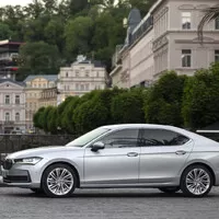 První jízda se Škodou Superb liftback: Kočičí tlapičky a skvělé vrcholné motorizace 