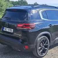 Citroen C5 Aircross Hybrid: Ničím nešokuje, jen nenápadně funguje