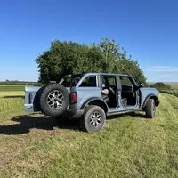 Ford Bronco Badlands: Kůň pro ty, kterým je Mustang moc malý