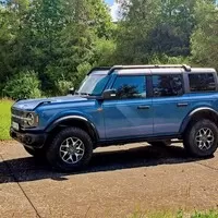Ford Bronco Badlands: Kůň pro ty, kterým je Mustang moc malý