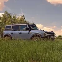 Ford Bronco Badlands: Kůň pro ty, kterým je Mustang moc malý