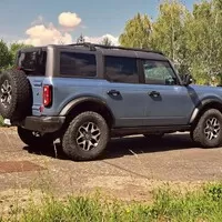 Ford Bronco Badlands: Kůň pro ty, kterým je Mustang moc malý
