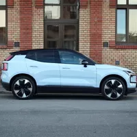 Volvo EX30 Single Motor Extended Range: Konečně elektromobil pro normální lidi. Už zase?