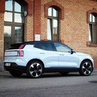 Volvo EX30 Single Motor Extended Range: Konečně elektromobil pro normální lidi. Už zase?