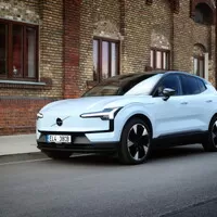 Volvo EX30 Single Motor Extended Range: Konečně elektromobil pro normální lidi. Už zase?