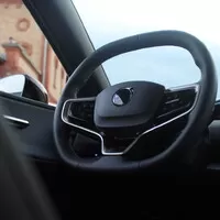 Volvo EX30 Single Motor Extended Range: Konečně elektromobil pro normální lidi. Už zase?