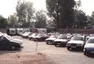 Dobový obrázek autobazaru pod Libeňským mostem