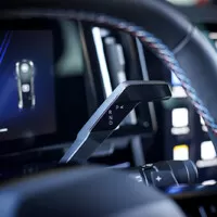 Auto, které klame tělem. Svezli jsme se Renaultem Rafale, novým vrcholem francouzské značky
