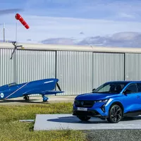 Auto, které klame tělem. Svezli jsme se Renaultem Rafale, novým vrcholem francouzské značky