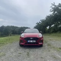 Svezla jsem se novými Fordy Puma a Kuga - a tleskám povedenému faceliftu!