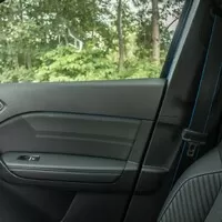Renault Captur E-Tech full hybrid: Šmrncovní, skvěle vybavené auto s jedinou mouchou