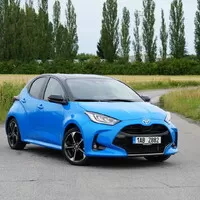 Toyota Yaris HEV: Malý šampion ladí formu