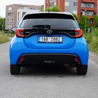 Toyota Yaris HEV: Malý šampion ladí formu