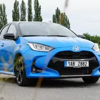 Toyota Yaris HEV: Malý šampion ladí formu