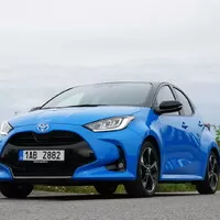 Toyota Yaris HEV: Malý šampion ladí formu