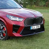 BMW iX2 eDrive30: Nová doba, nový směr