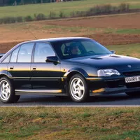 Retro okénko Petra Přikryla: První Lotus Omega v ČSSR, auto jako ze špionážního filmu