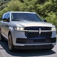 Autíčkářův týden:  Sedan z Číny, SUV z Ameriky a kombík z Německa