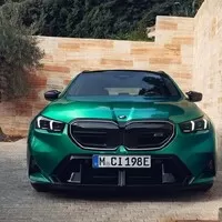 Autíčkářův týden:  Sedan z Číny, SUV z Ameriky a kombík z Německa