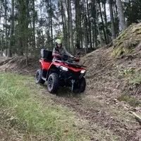 Dřina na silnici, radost v terénu: Zážitkové testování čtyřkolky CFMoto Gladiator 520 G2