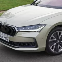 Škoda Superb 2.0 TSI: Vlajková loď na český způsob