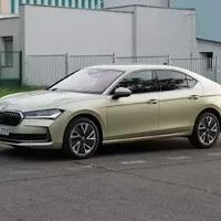 Škoda Superb 2.0 TSI: Vlajková loď na český způsob