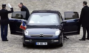 Editorial, Historie: Automobily francouzských prezidentů: Přehlídka techniky, krásy i čiré nesmyslnosti