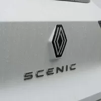 Renault Scénic E-Tech Iconic: Rodinný ideál na elektřinu?