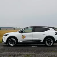 Renault Scénic E-Tech Iconic: Rodinný ideál na elektřinu?