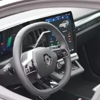 Renault Scénic E-Tech Iconic: Rodinný ideál na elektřinu?