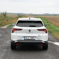 Renault Scénic E-Tech Iconic: Rodinný ideál na elektřinu?