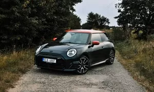 Recenze & testy: Mini Cooper SE: První elektrický hothatch