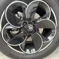 Alfa Romeo Junior: Nejmenší, nejlevnější a už teď slavná Alfa poprvé naživo v Česku