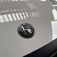 Alfa Romeo Junior: Nejmenší, nejlevnější a už teď slavná Alfa poprvé naživo v Česku