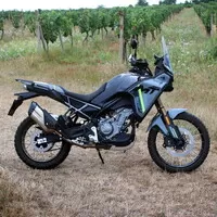 ​CF Moto 450 MT: Malý dobrodruh s velkým srdcem