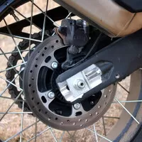 ​CF Moto 450 MT: Malý dobrodruh s velkým srdcem
