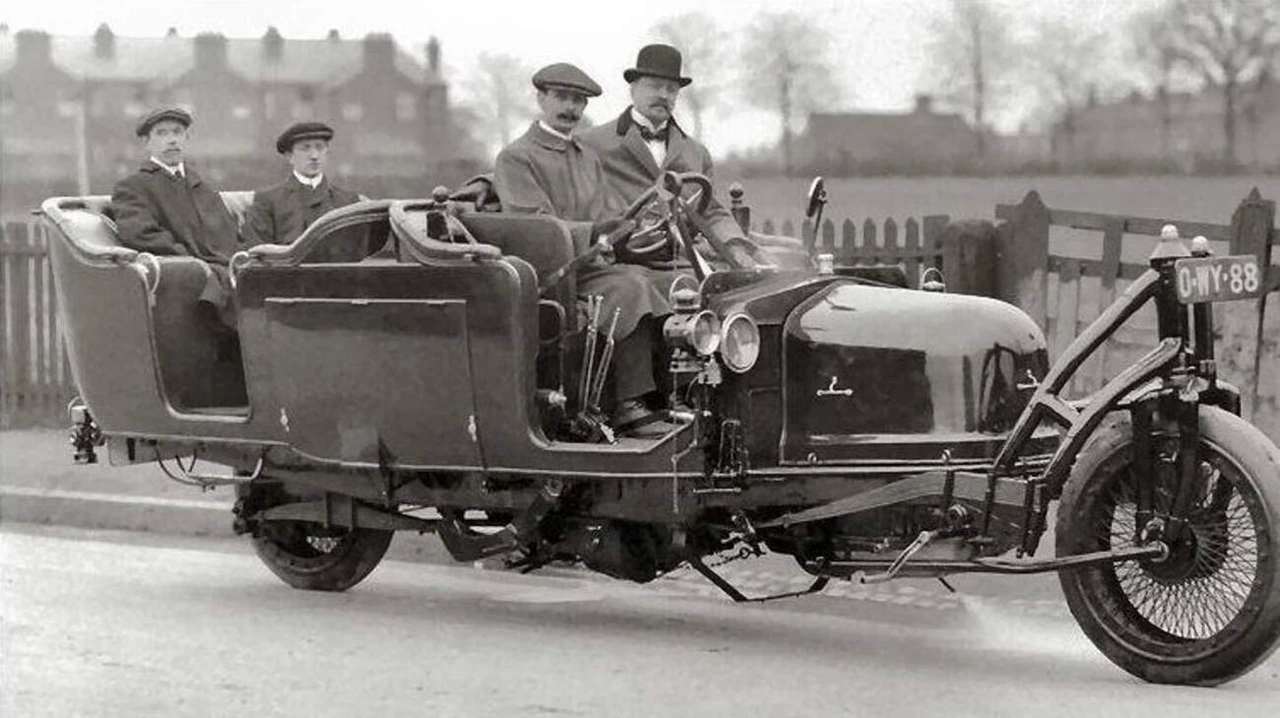 Schilovski Gyrocar 1914, zdroj: Dougles-self Museum