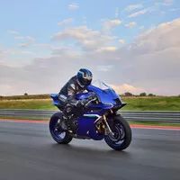 Oficiální představení Yamahy R9 pro rok 2025