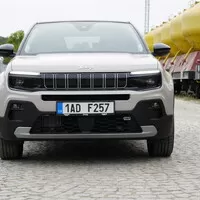 Jeep Avenger e-Hybrid: Kapesní crossover do města 