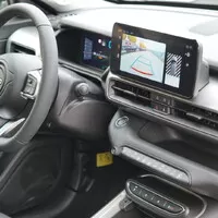 Jeep Avenger e-Hybrid: Kapesní crossover do města 