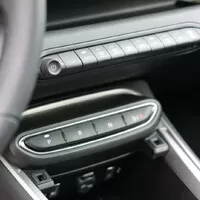 Jeep Avenger e-Hybrid: Kapesní crossover do města 